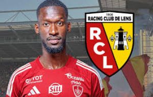 découvrez toutes les informations sur l'arrivée de sima au rc lens : actualité, profil du joueur, retombées pour le club et réactions des supporters.