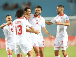 découvrez comment la tunisie s'impose en tant que leader lors des éliminatoires de la coupe du monde 2026, avec analyses des matchs, performances des joueurs et dernières actualités.